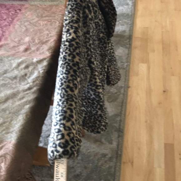 Faux fur short crop jacket - Picture 7 of 7